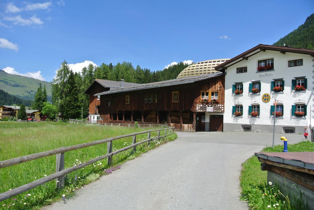 Apartament Pension Hof Zur Stilli Davos Zewnętrze zdjęcie