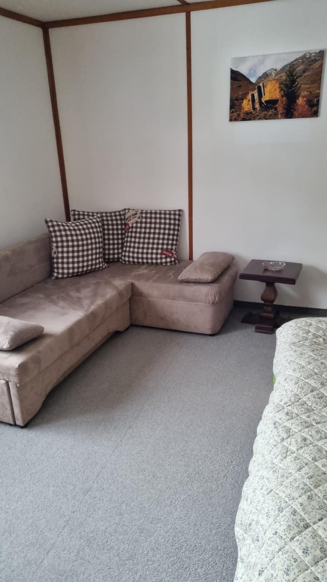 Apartament Pension Hof Zur Stilli Davos Zewnętrze zdjęcie