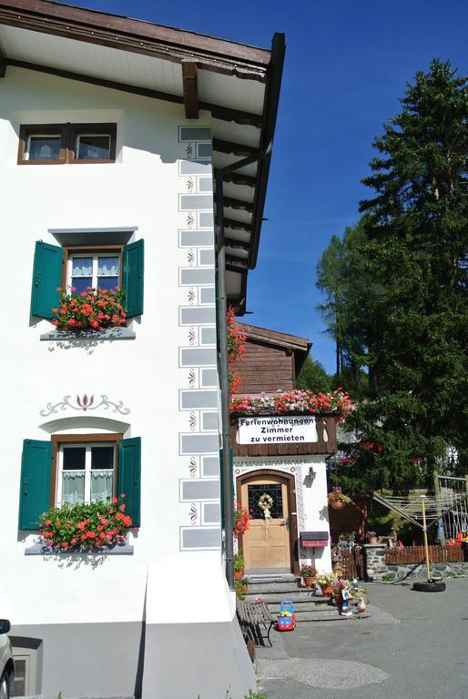Apartament Pension Hof Zur Stilli Davos Zewnętrze zdjęcie